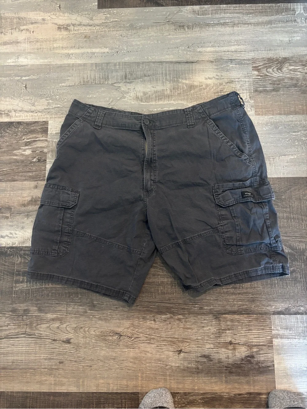 Wrangler Men's Cargo Shorts - Charcoal Gray